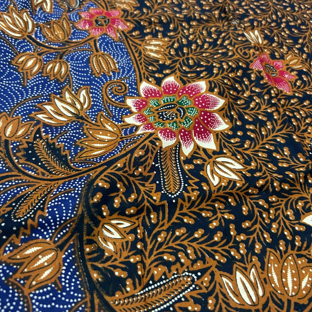 Traditional Flowers Motif Border - Blue