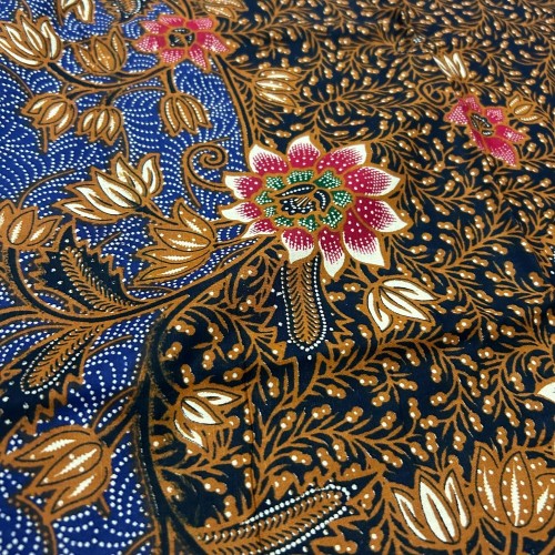 Traditional Flowers Motif Border - Blue